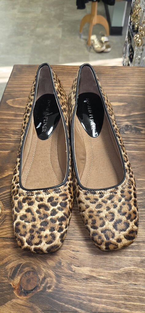 NEW Donald J Pliner Dreww Calfskin Ballet Pumps 8.5