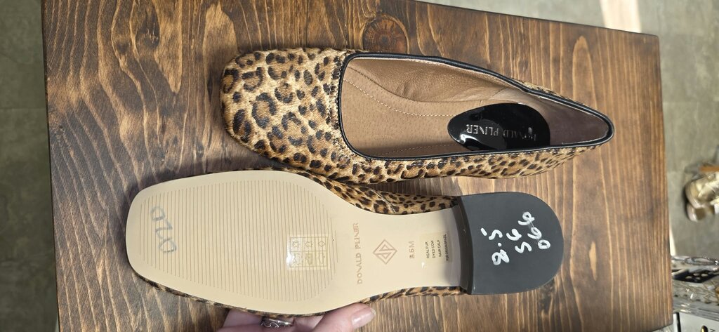 NEW Donald J Pliner Dreww Calfskin Ballet Pumps 8.5