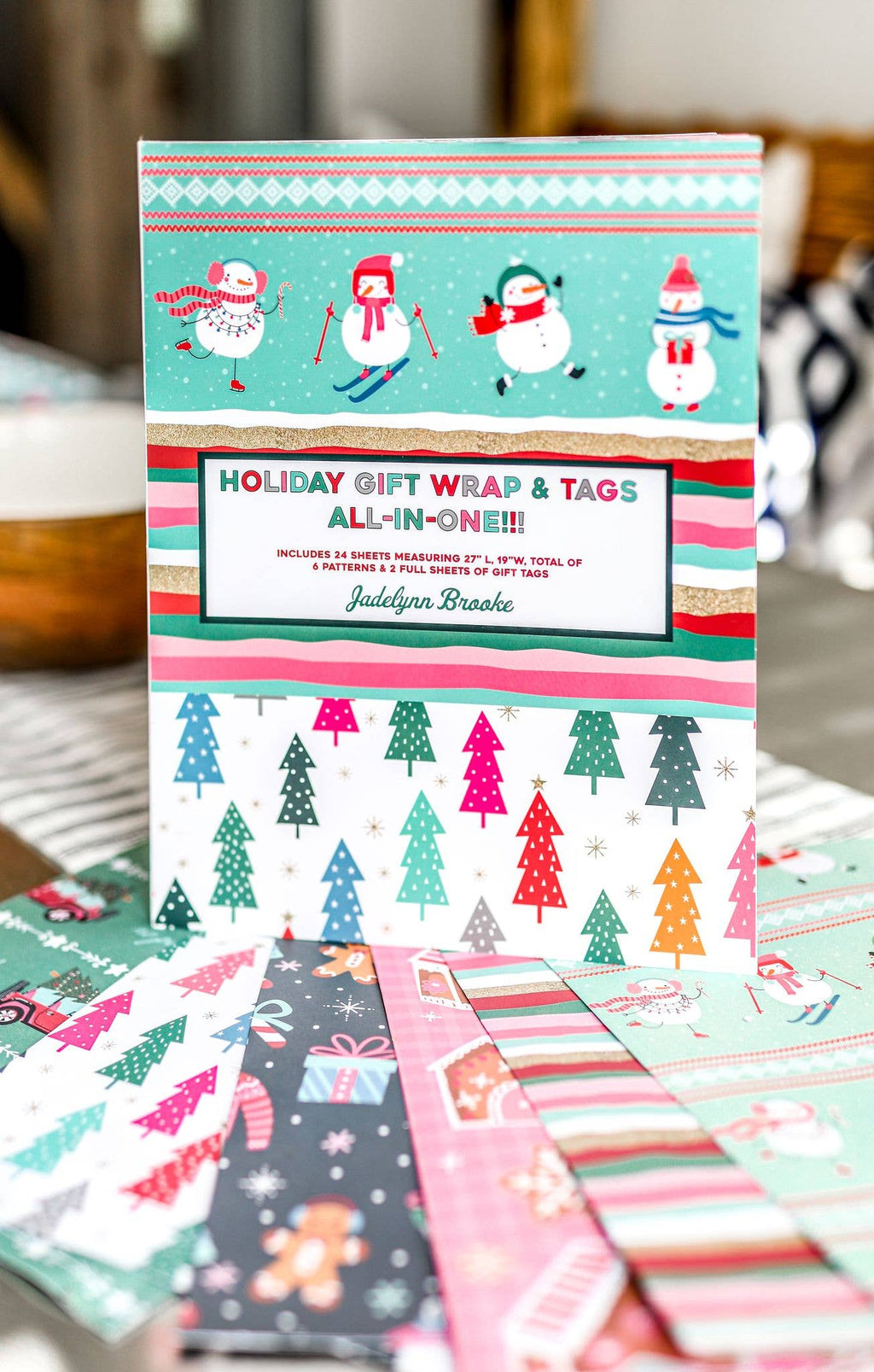 Holiday Christmas Gift Wrap Book
